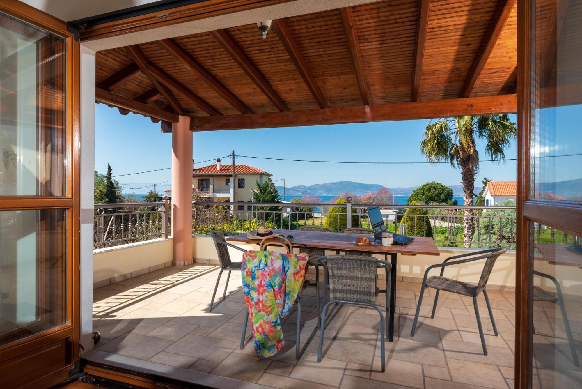 شقة Christina'S Twin Palm Trees House أغريا المظهر الخارجي الصورة