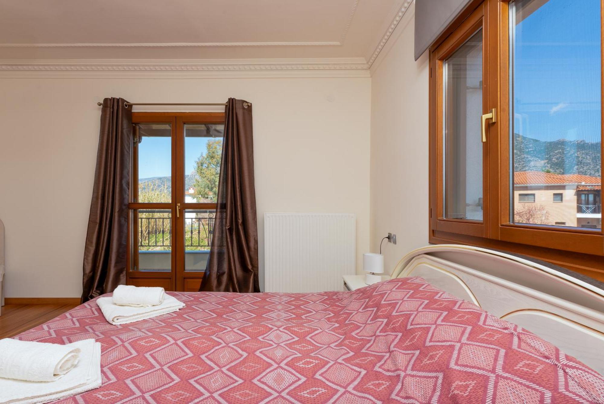 شقة Christina'S Twin Palm Trees House أغريا المظهر الخارجي الصورة