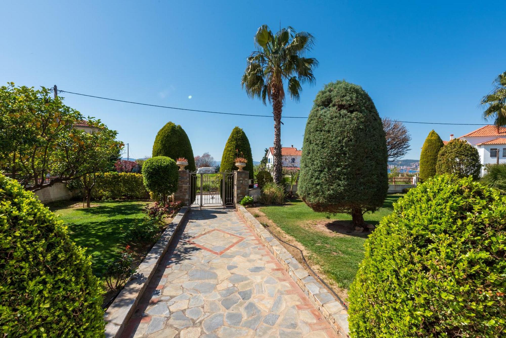 شقة Christina'S Twin Palm Trees House أغريا المظهر الخارجي الصورة